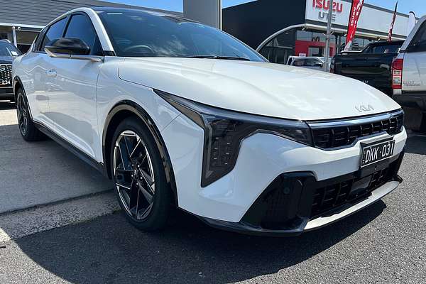 2025 Kia K4 GT-Line CL4m