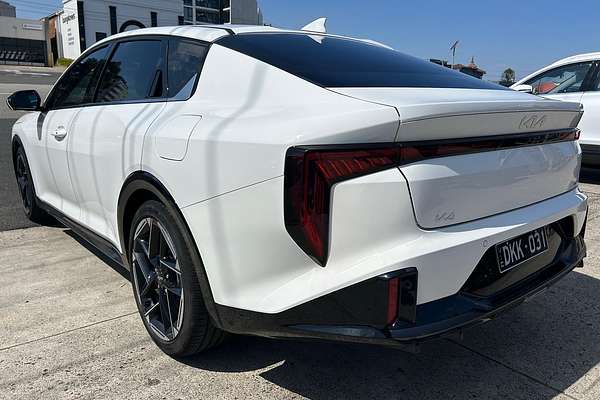 2025 Kia K4 GT-Line CL4m