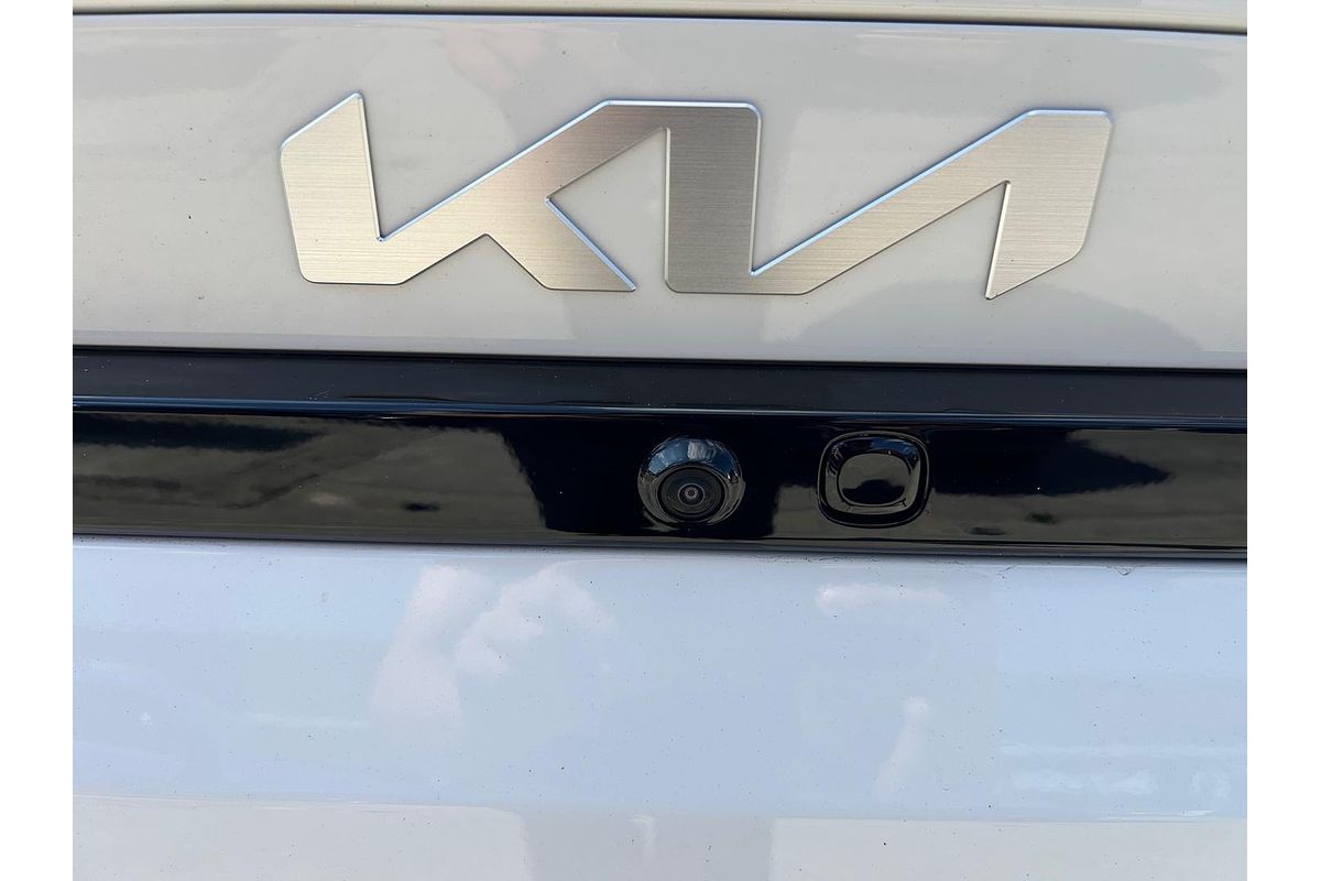 2025 Kia K4 GT-Line CL4m