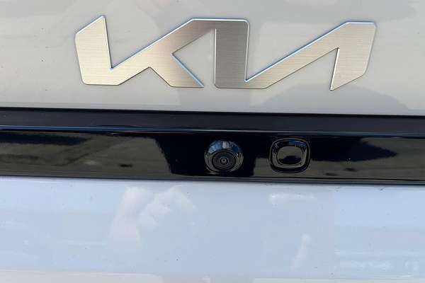 2025 Kia K4 GT-Line CL4m