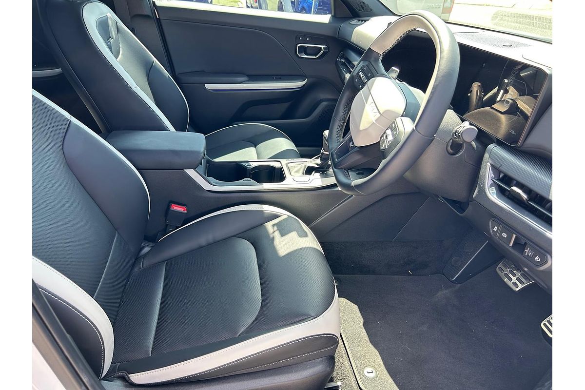 2025 Kia K4 GT-Line CL4m
