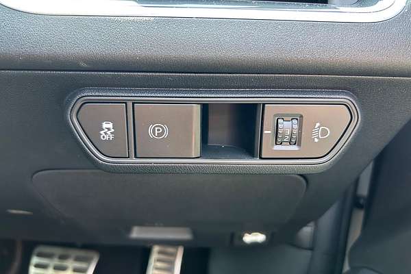 2025 Kia K4 GT-Line CL4m