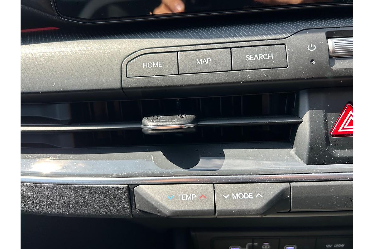 2025 Kia K4 GT-Line CL4m