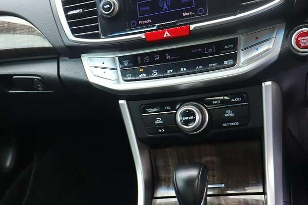 2014 Honda Accord V6-L 60