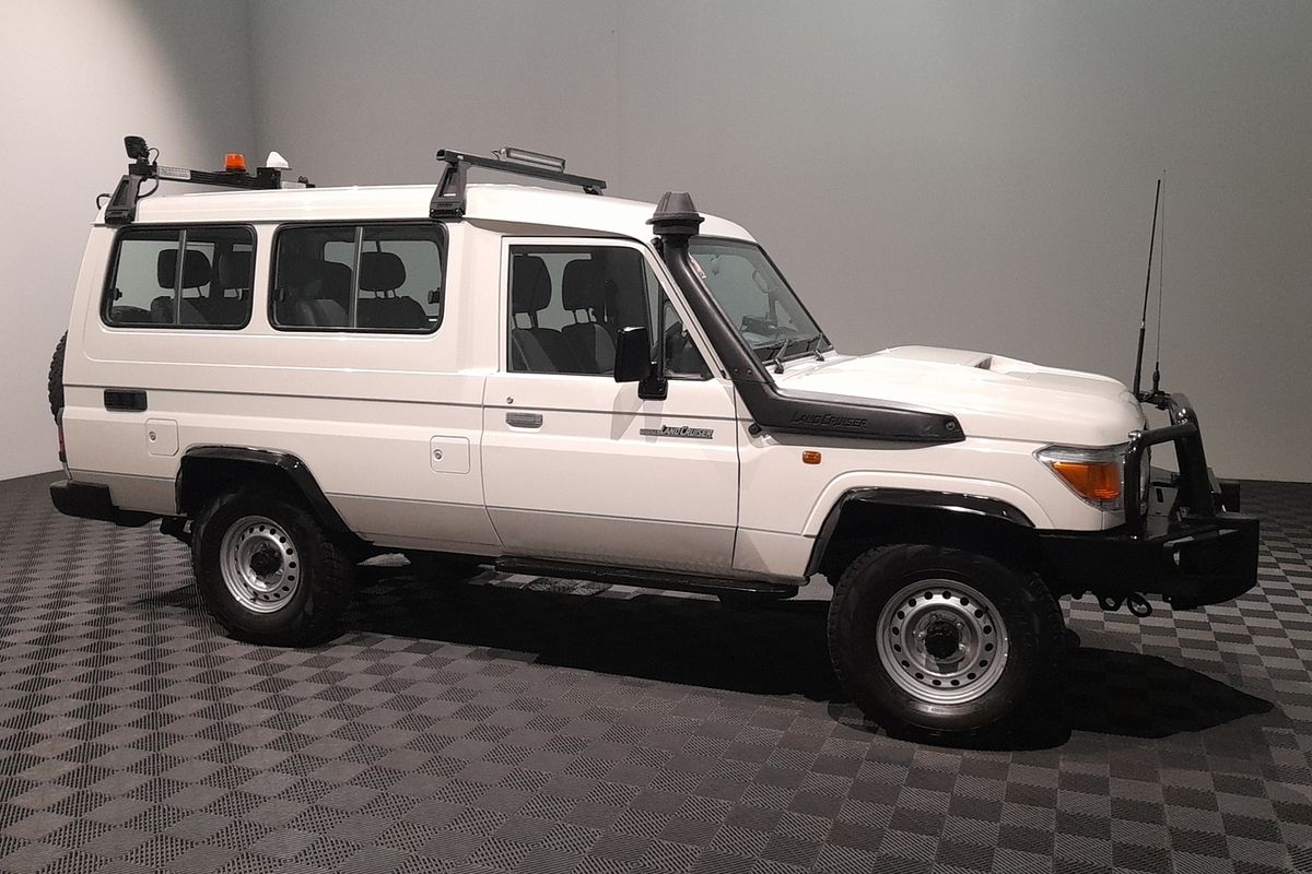 2020 Toyota Landcruiser Workmate Troopcarrier VDJ78R