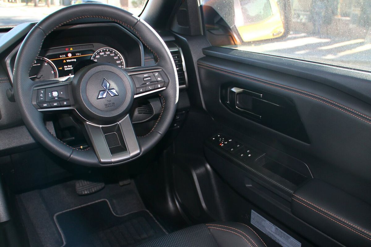 2024 Mitsubishi Triton GSR MV 4X4