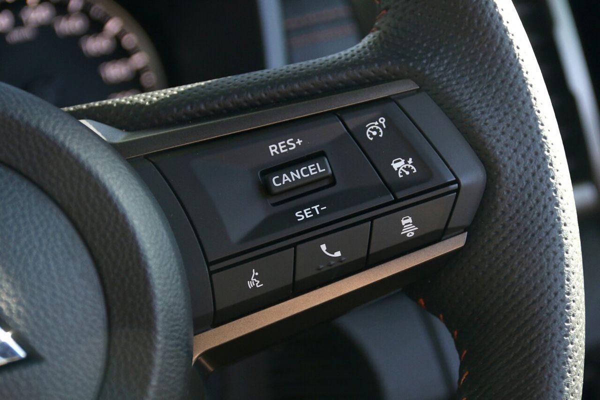 2024 Mitsubishi Triton GSR MV 4X4