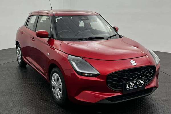 2024 Suzuki Swift Hybrid UZ
