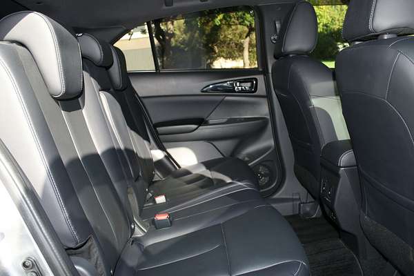 2024 Mitsubishi Eclipse Cross Exceed YB