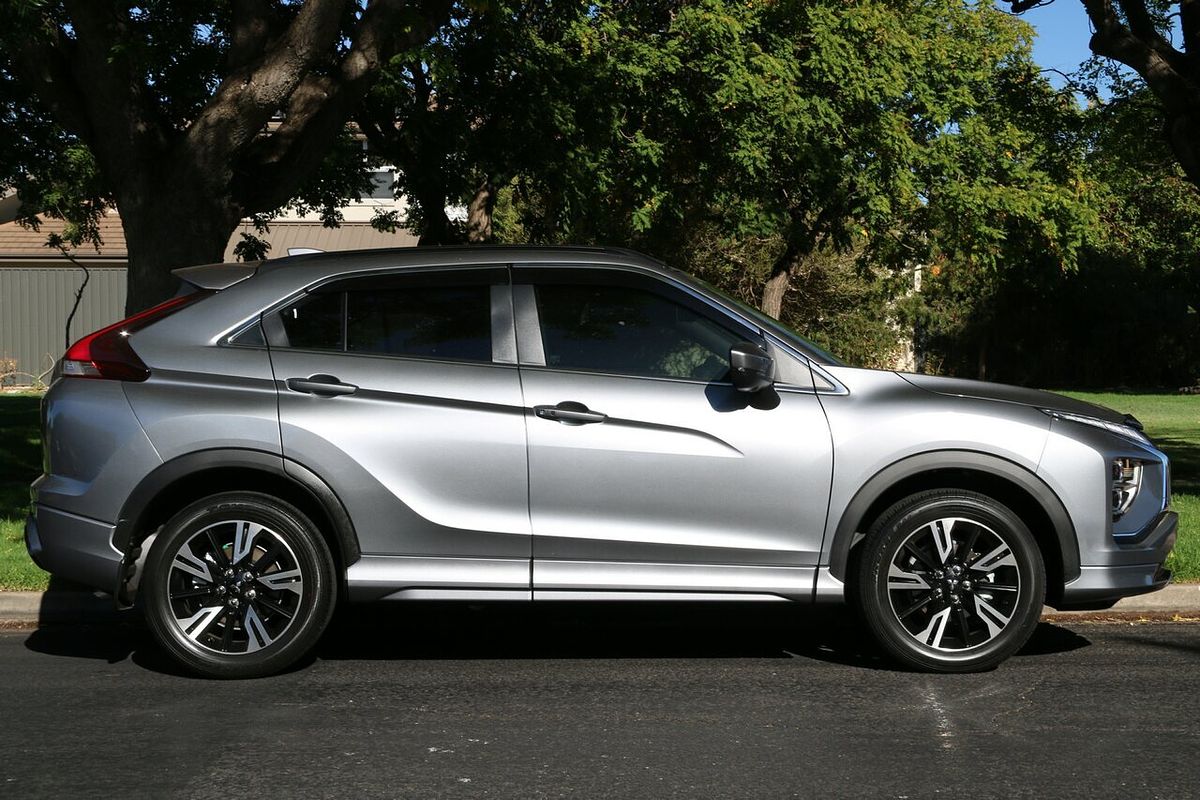 2024 Mitsubishi Eclipse Cross Exceed YB