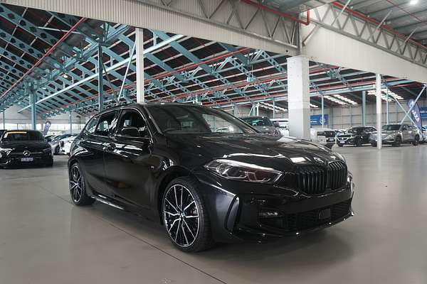 2022 BMW 1 Series 118i M Sport F40