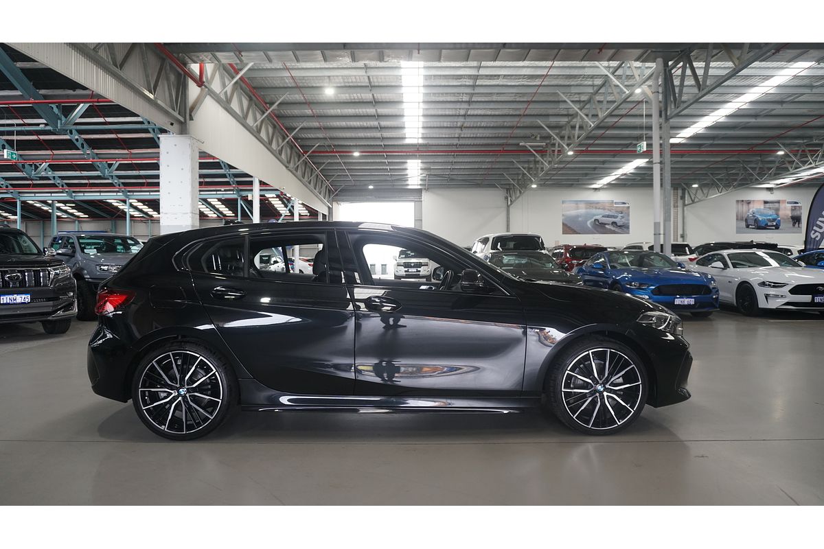 2022 BMW 1 Series 118i M Sport F40