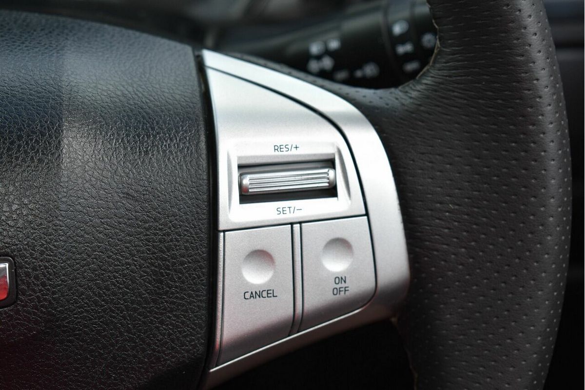 2018 Isuzu MU-X LS-T