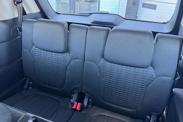 2024 Ford Everest Ambiente