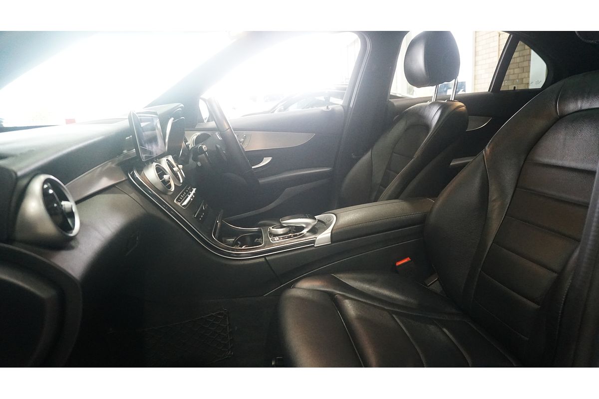 2021 Mercedes-Benz C-Class C300 W205