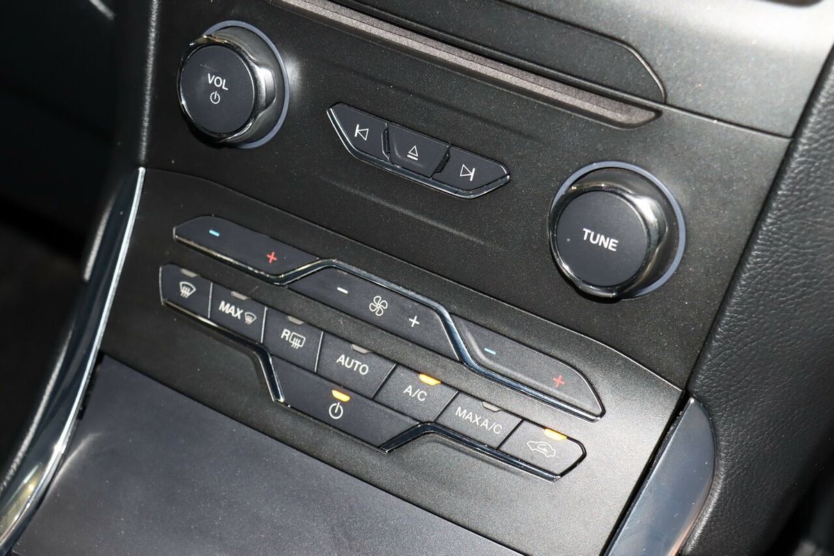 2019 Ford Endura ST-Line CA