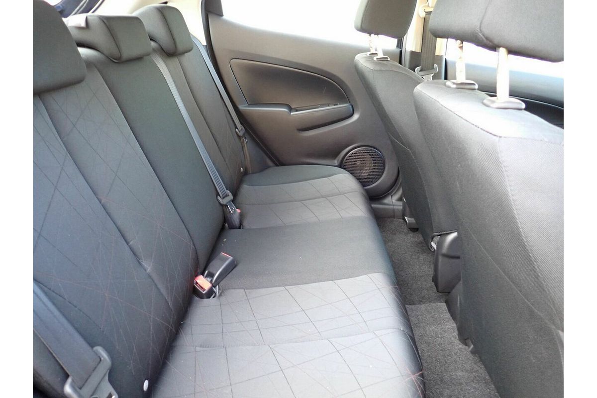 2013 Mazda 2 Neo DE MY13