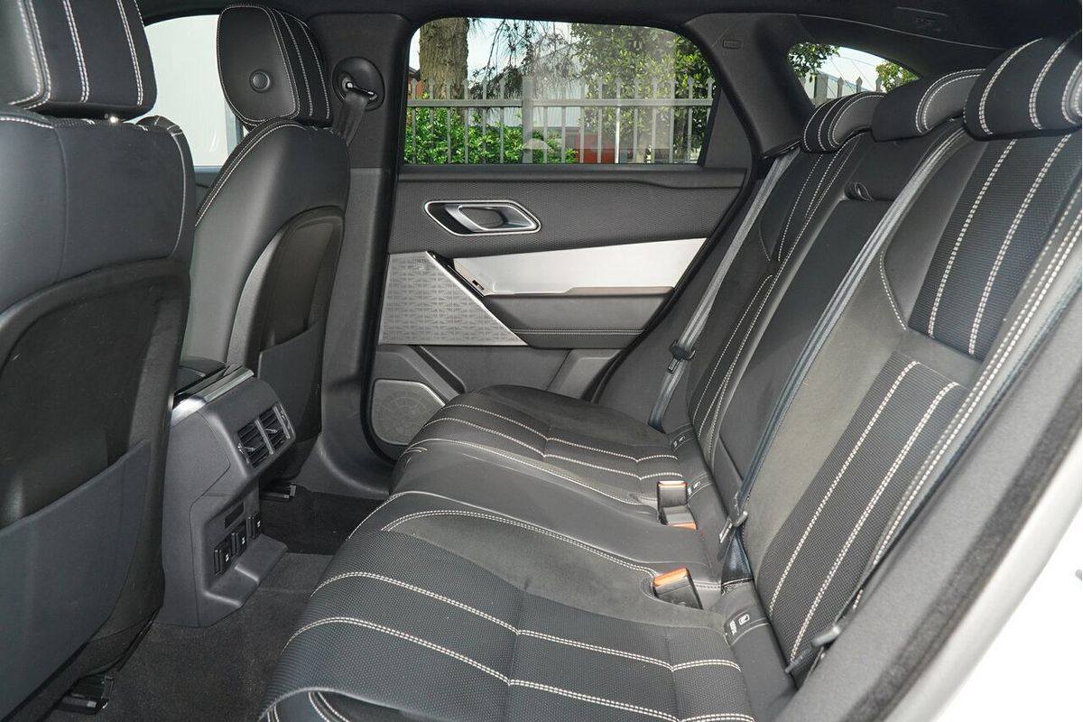 2019 Land Rover Range Rover Velar P300 R-Dynamic SE L560