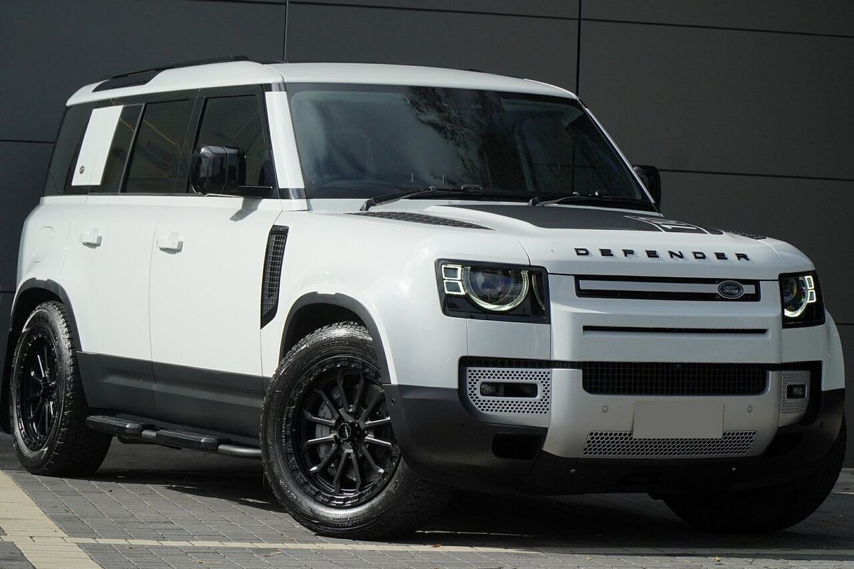 2021 Land Rover Defender 110 P400 SE L663