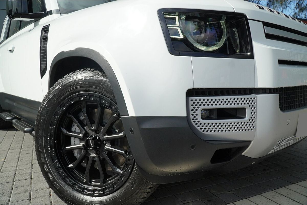 2021 Land Rover Defender 110 P400 SE L663