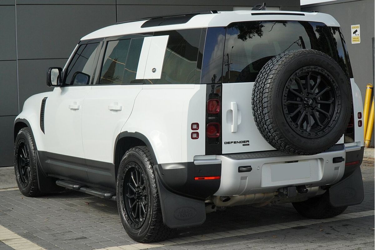 2021 Land Rover Defender 110 P400 SE L663