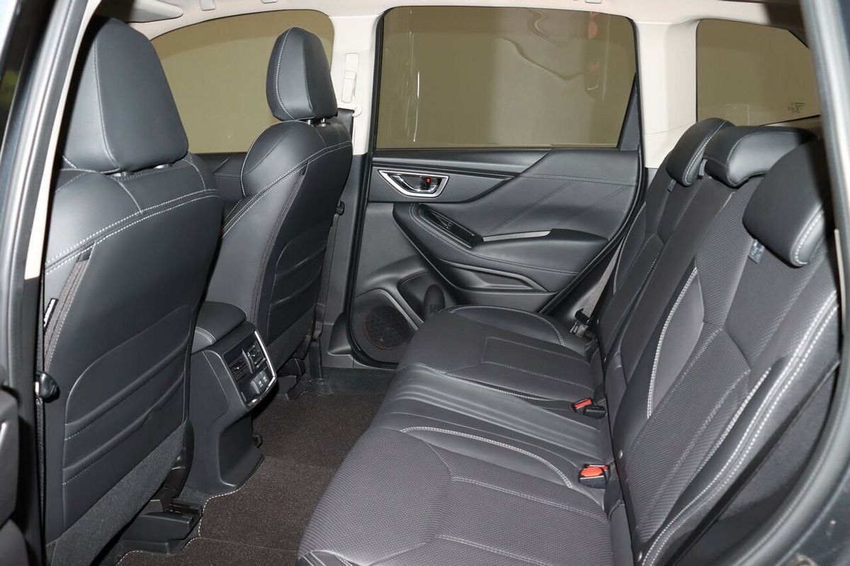2020 Subaru Forester 2.5i-S S5