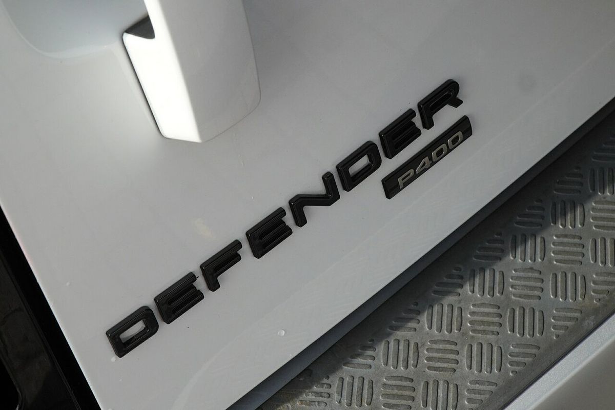 2021 Land Rover Defender 110 P400 SE L663