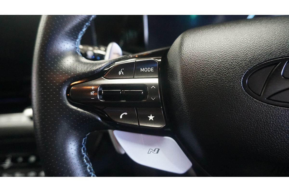 2024 Hyundai i30 Premium CN7.V2