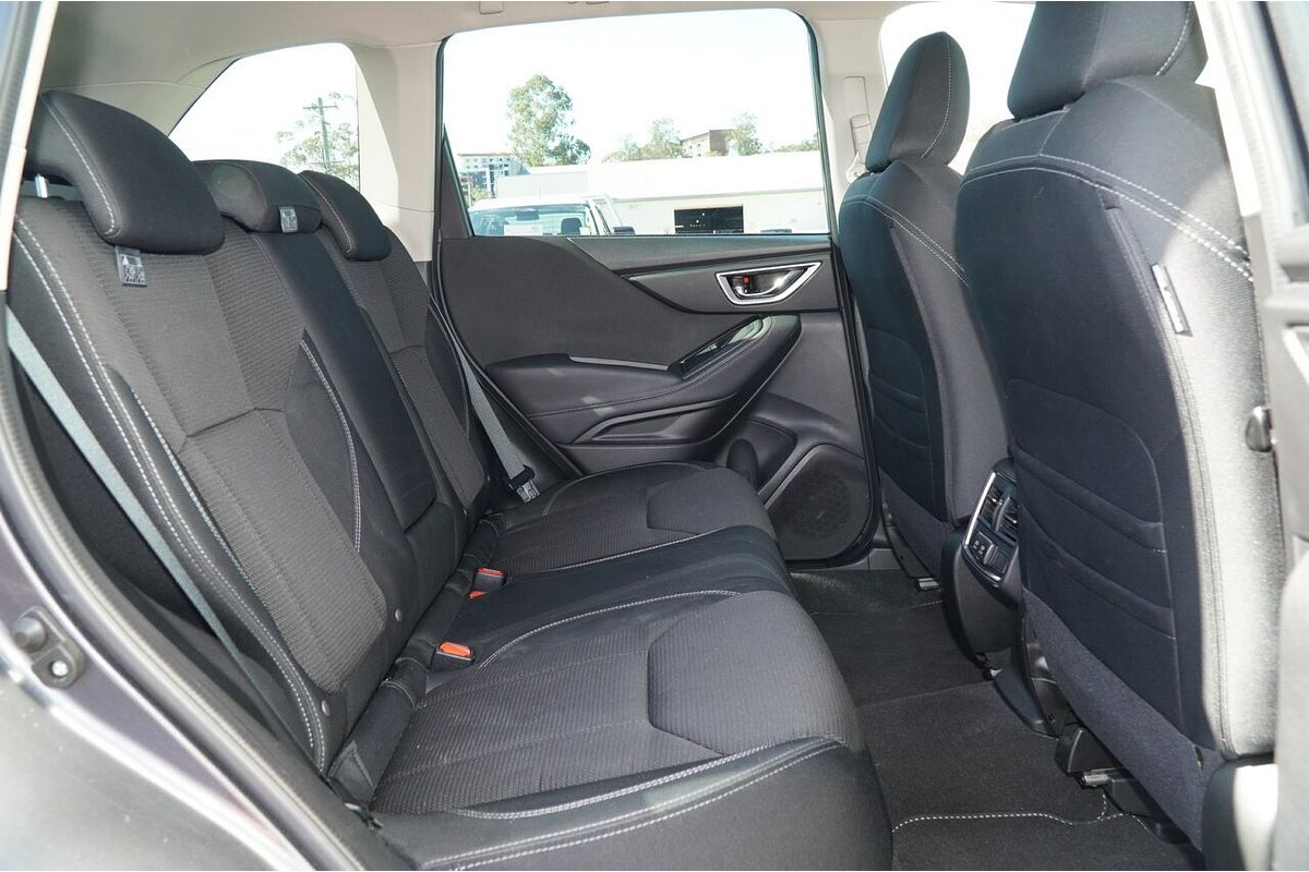2022 Subaru Forester 2.5i S5