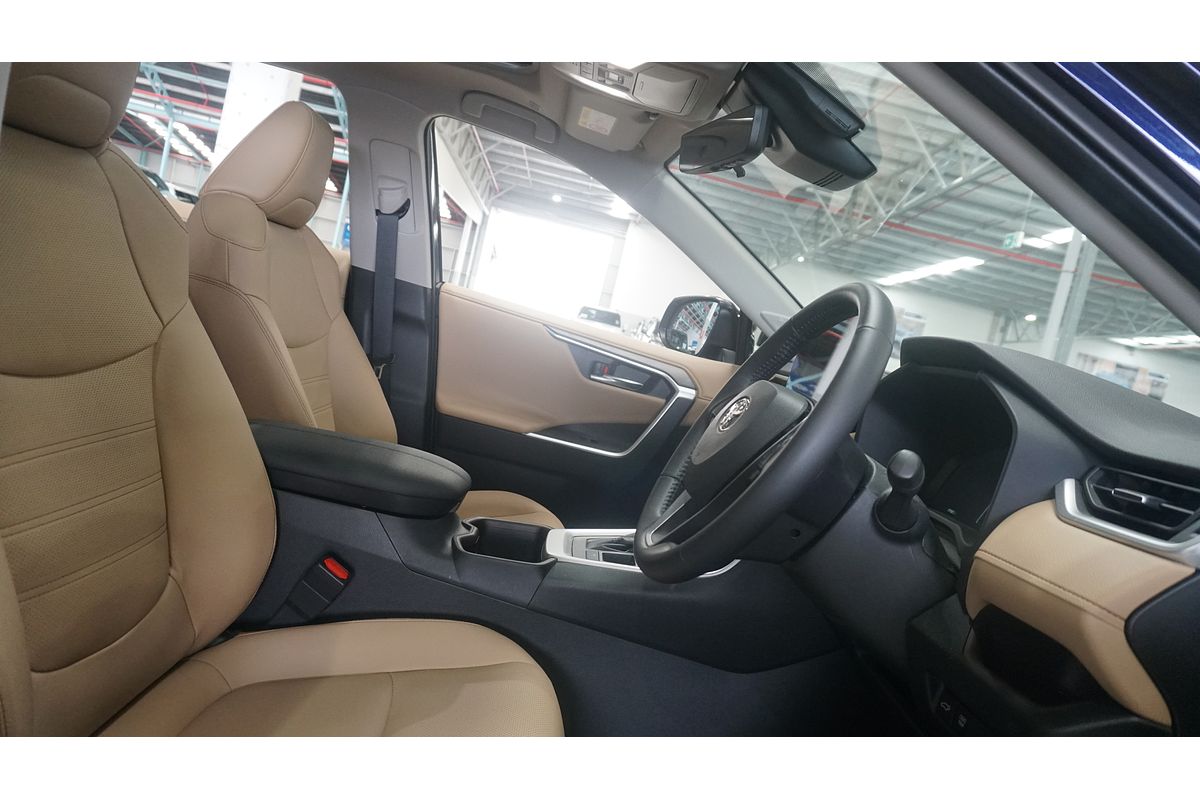 2024 Toyota RAV4 Cruiser AXAH52R