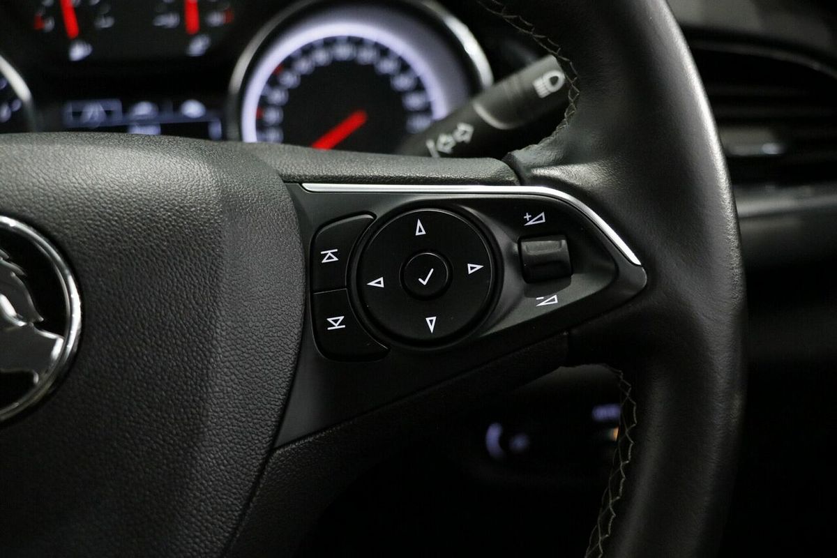 2020 Holden Commodore LT ZB