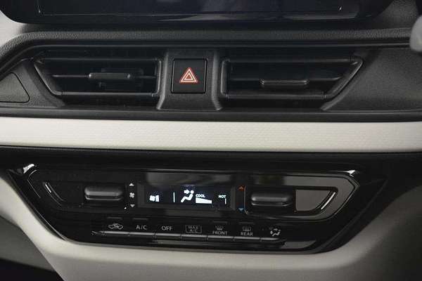 2024 Suzuki Swift Hybrid Plus UZ