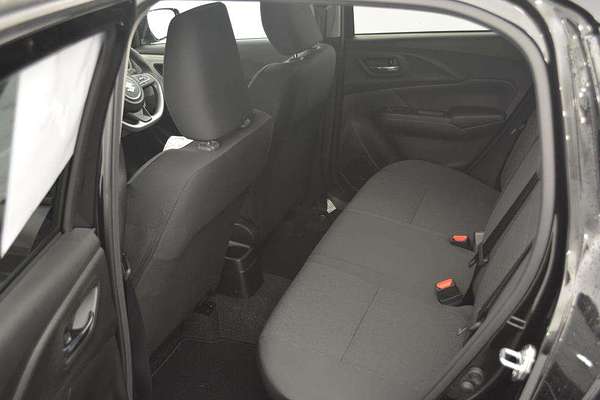 2024 Suzuki Swift Hybrid Plus UZ