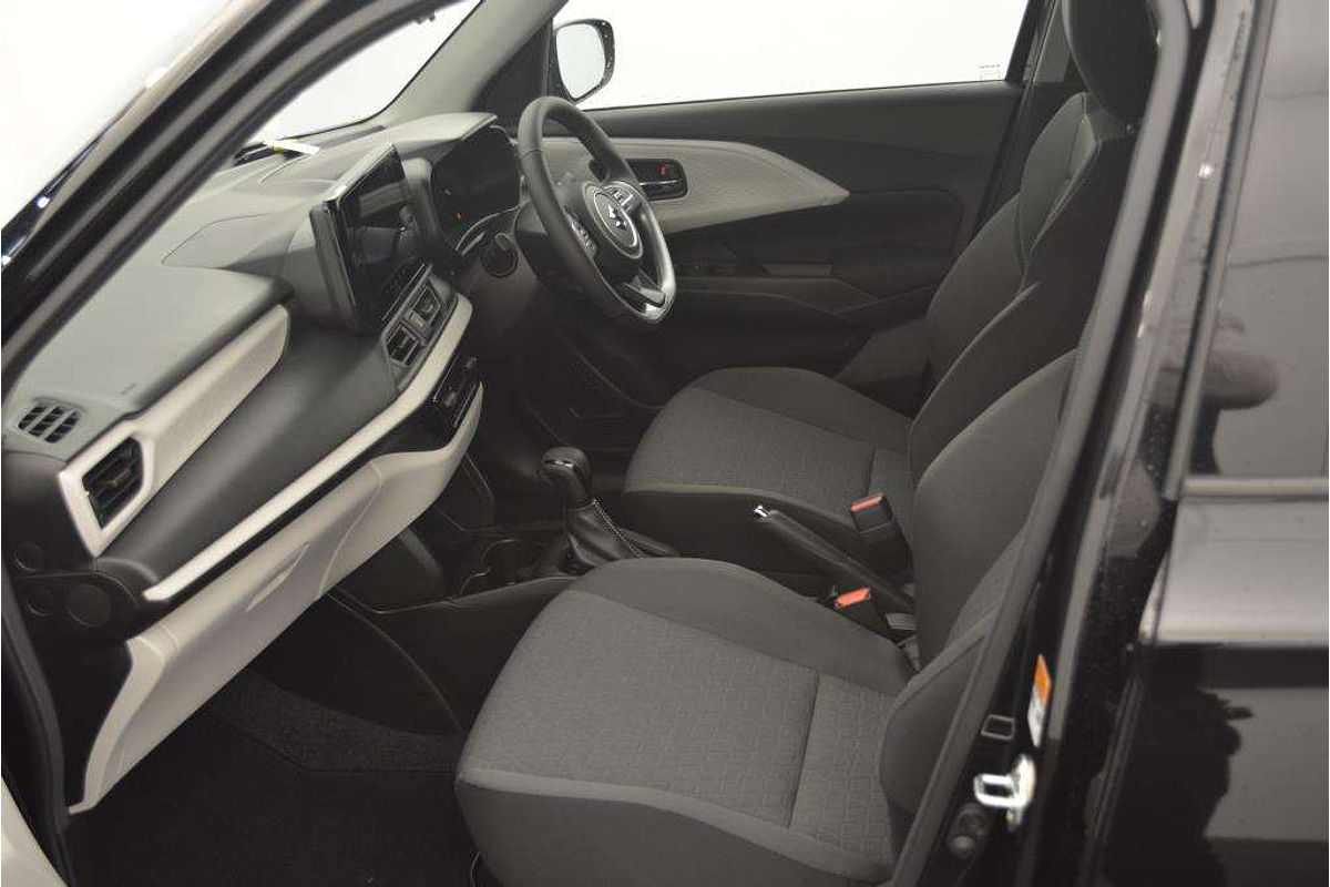 2024 Suzuki Swift Hybrid Plus UZ