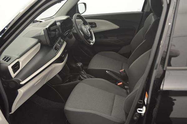 2024 Suzuki Swift Hybrid Plus UZ