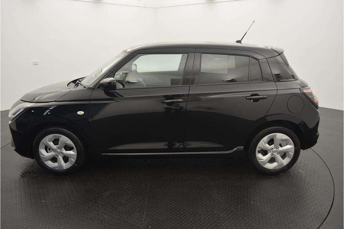 2024 Suzuki Swift Hybrid Plus UZ
