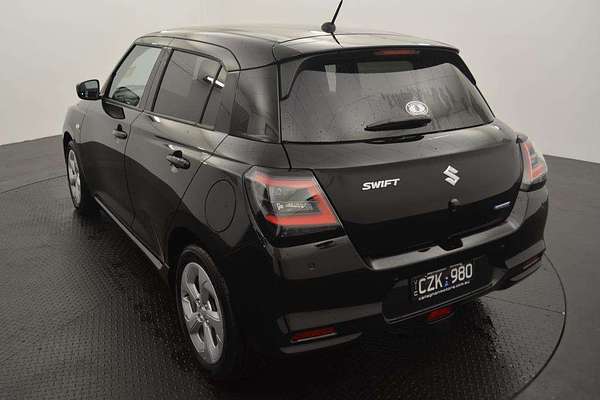 2024 Suzuki Swift Hybrid Plus UZ