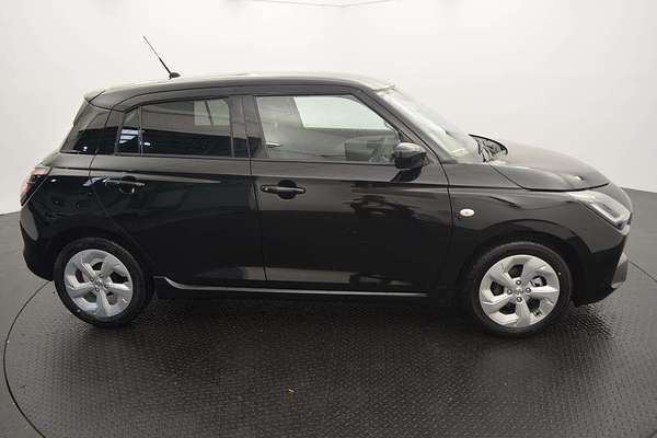 2024 Suzuki Swift Hybrid Plus UZ