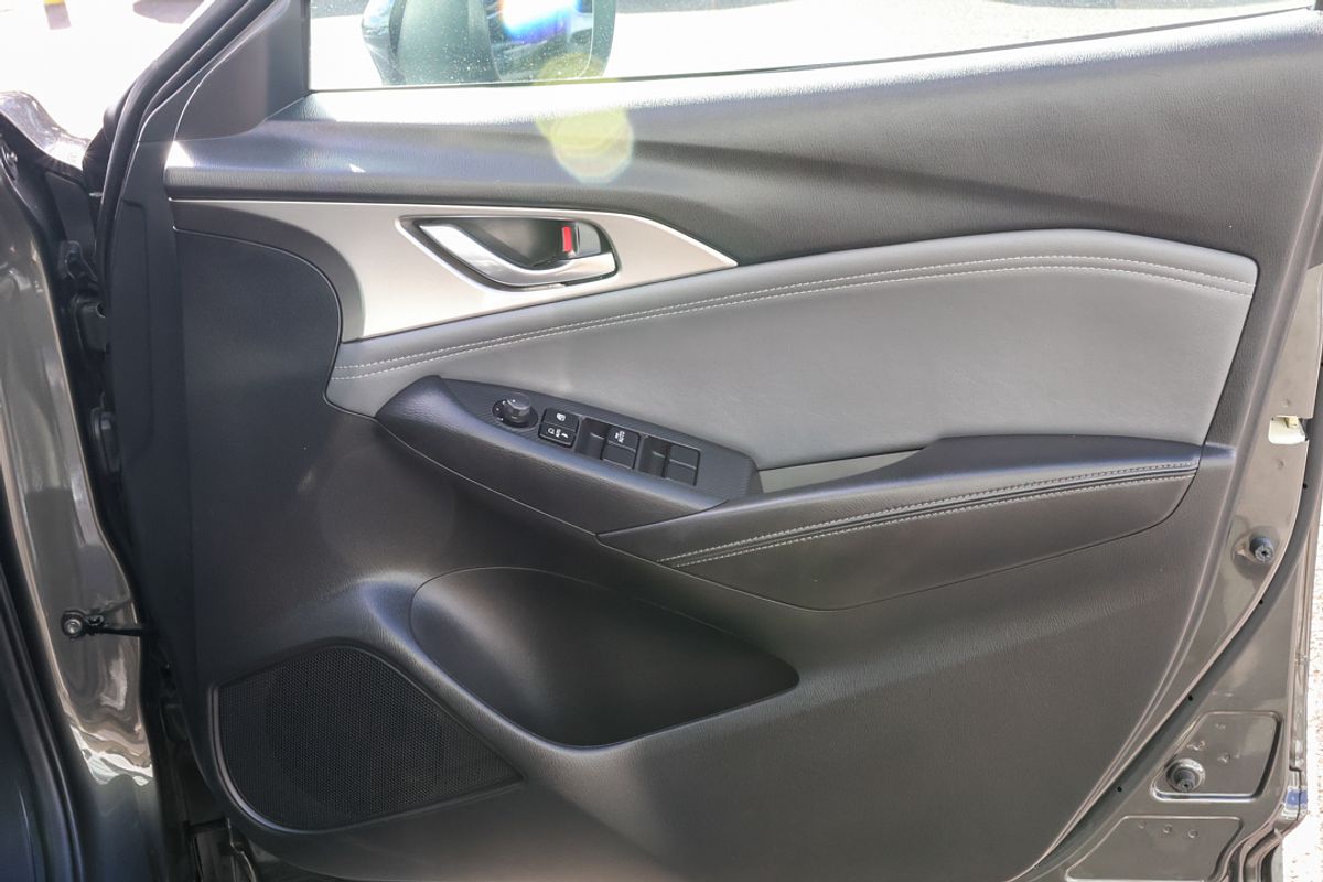 2022 Mazda CX-3 sTouring DK