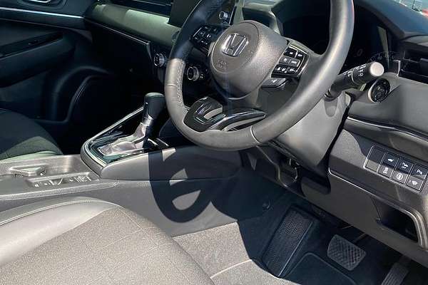 2023 Honda HR-V e:HEV L