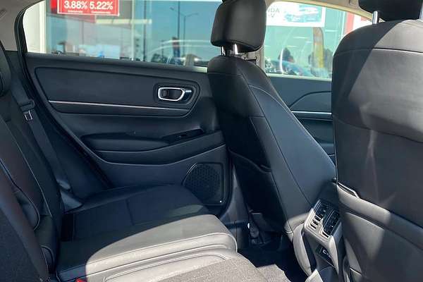 2023 Honda HR-V e:HEV L