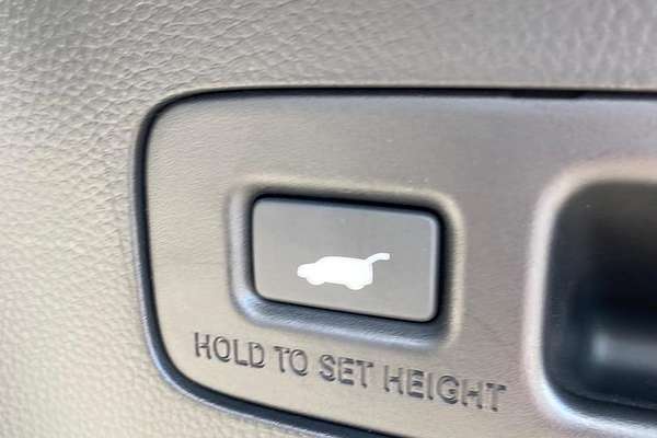 2023 Honda HR-V e:HEV L