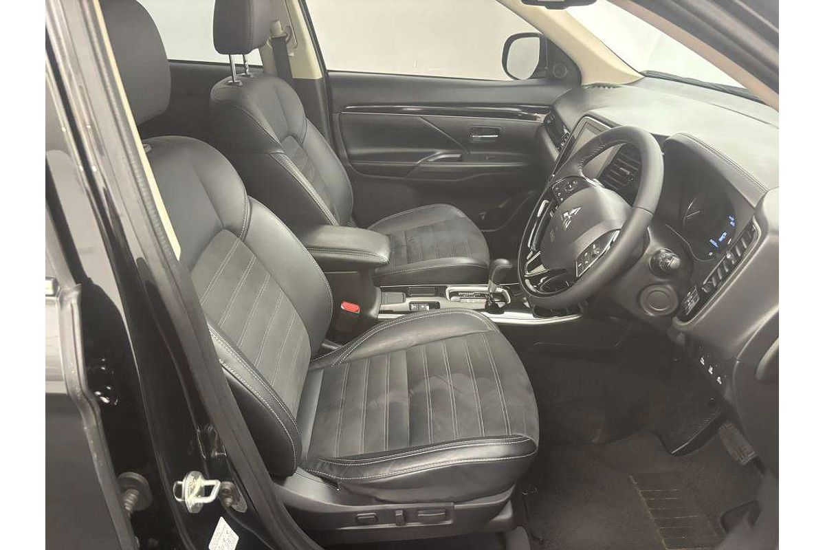 2020 Mitsubishi Outlander LS ZL