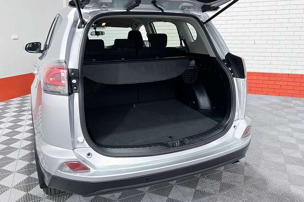 2016 Toyota RAV4 GX ZSA42R