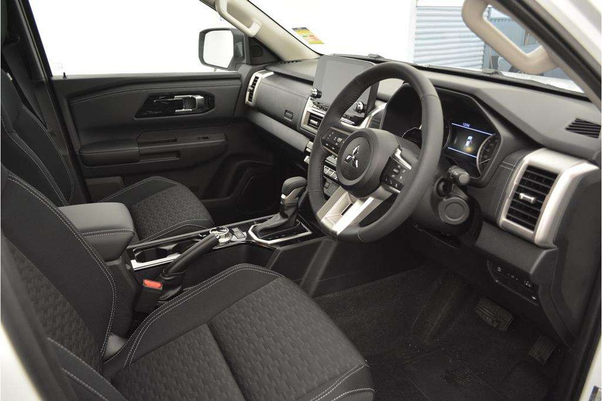 2023 Mitsubishi Triton GLS MV 4X4