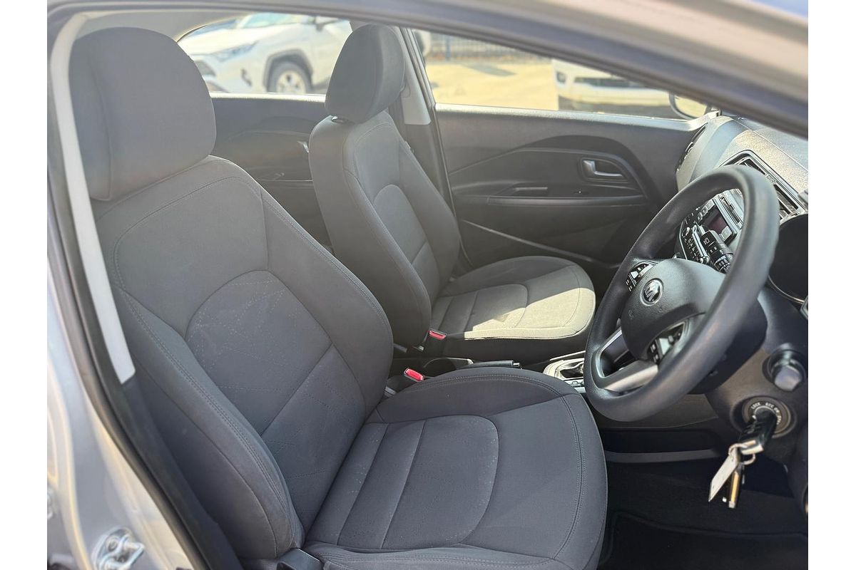 2014 Kia Rio S UB
