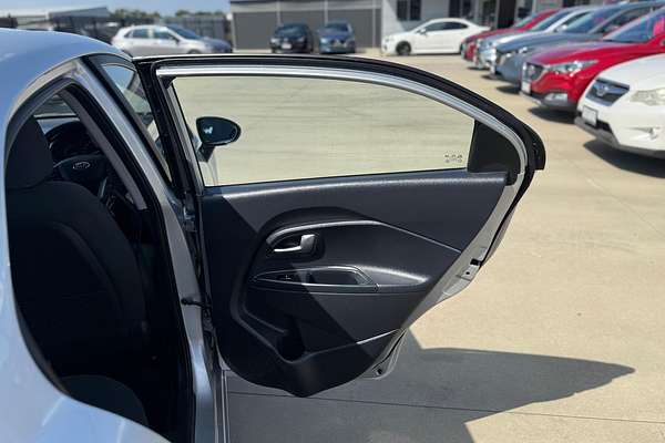 2014 Kia Rio S UB