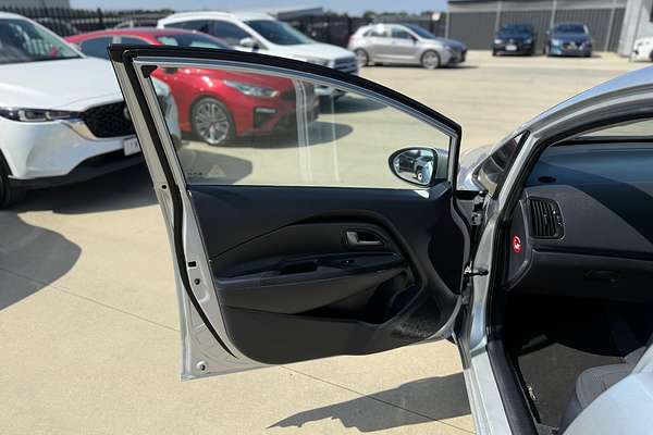 2014 Kia Rio S UB