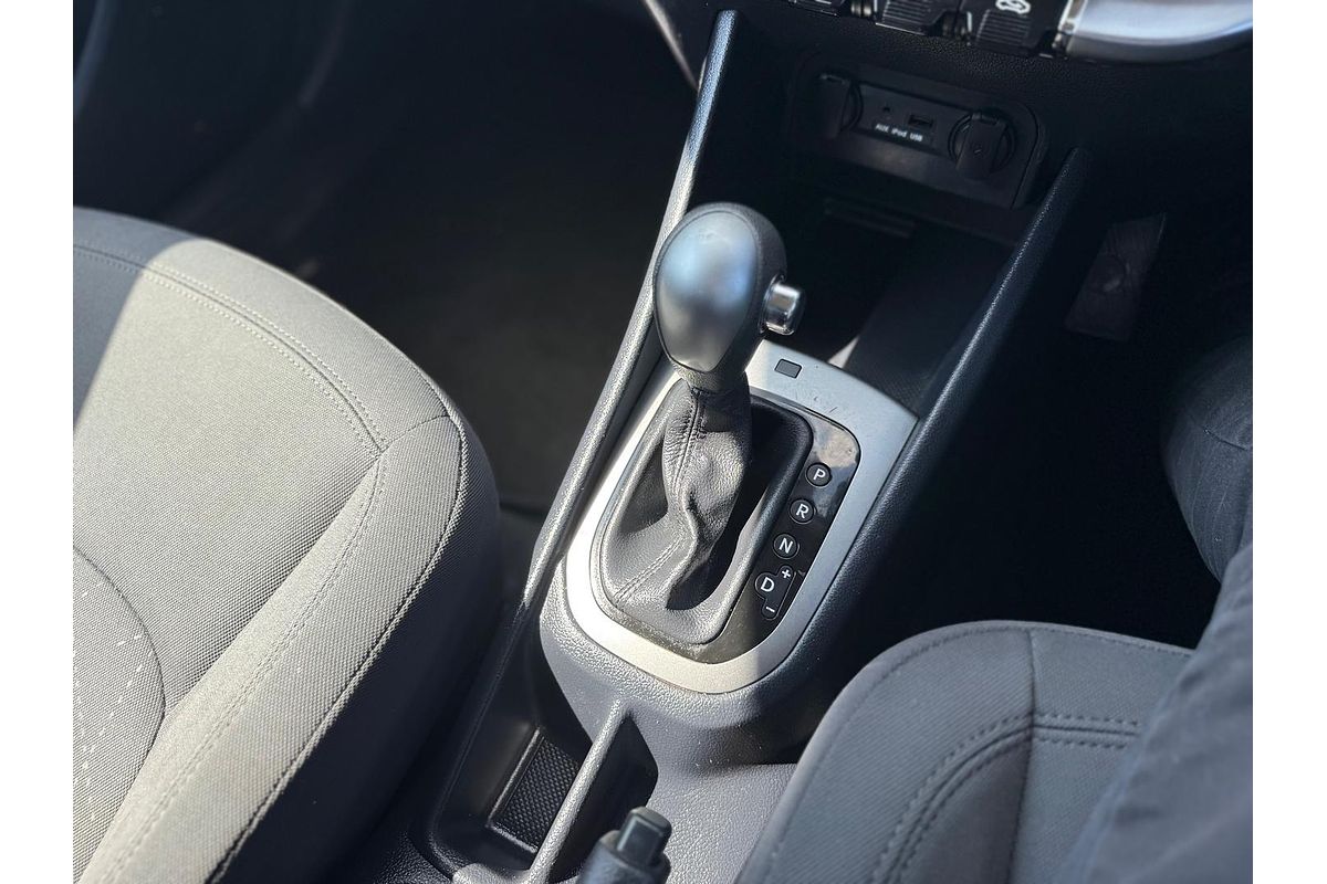 2014 Kia Rio S UB