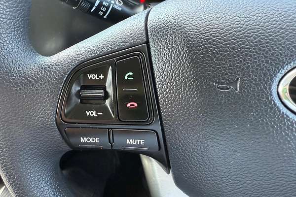 2014 Kia Rio S UB